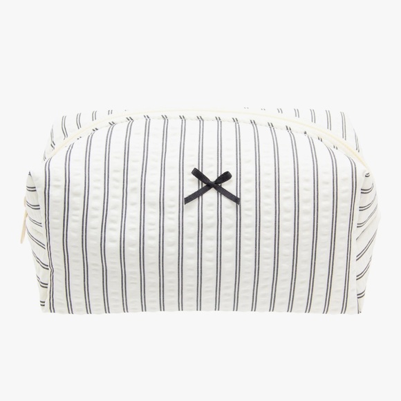 pazimiik Handbags - NWOT Cozy Black Stripped Makeup Bag Small Aesthetic Travel Zipper Cosmetic Pouch